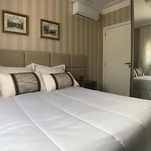 Luxuoso Apartamento Com Vista Exclusiva Para O Mar Apartamento