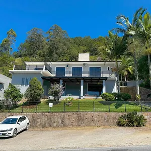 Loft Locacao Em Calheiros Сasa de vacaciones